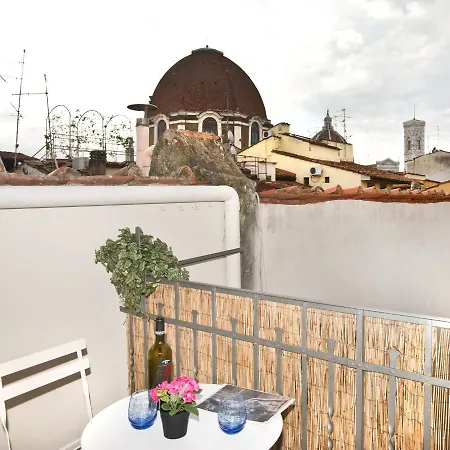 Oasis Konukevi 3*